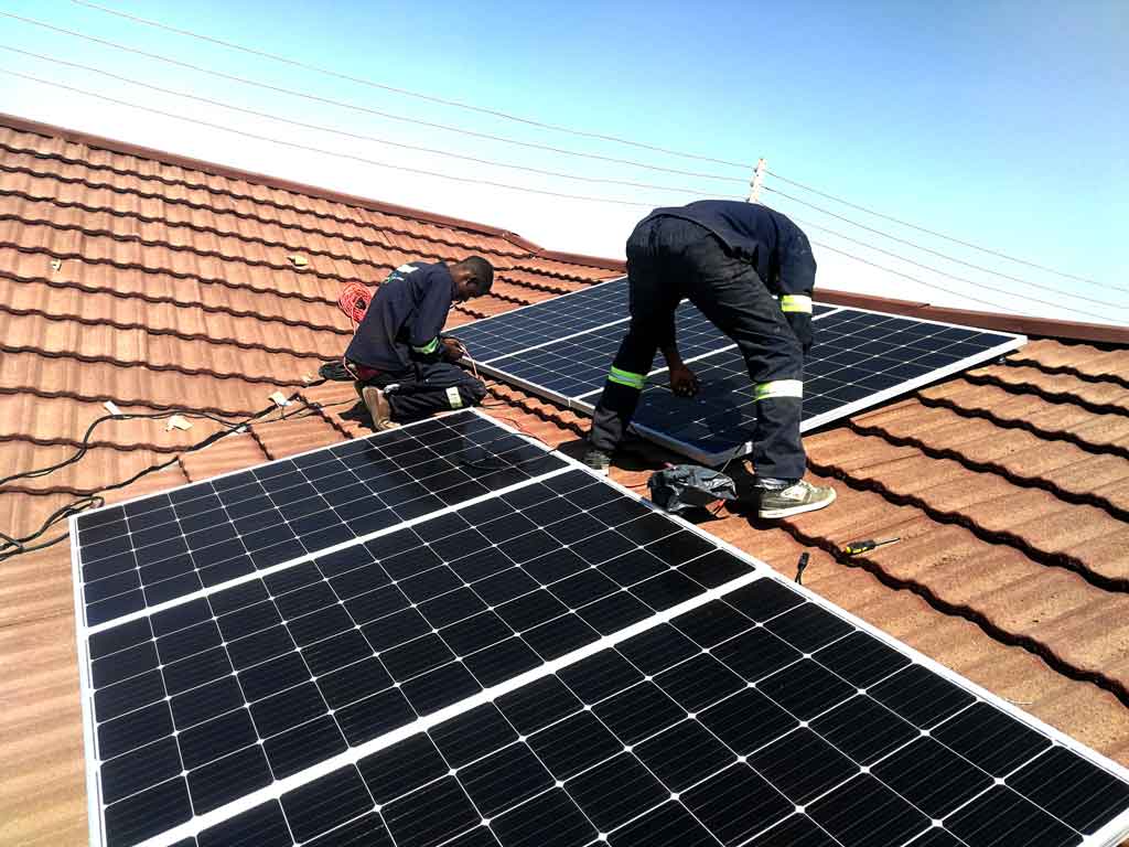 Residential solar installation with battery backup